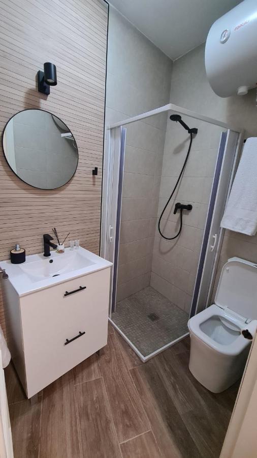 Apartamento Puente Triana Setenil De Las Bodegas Eksteriør billede